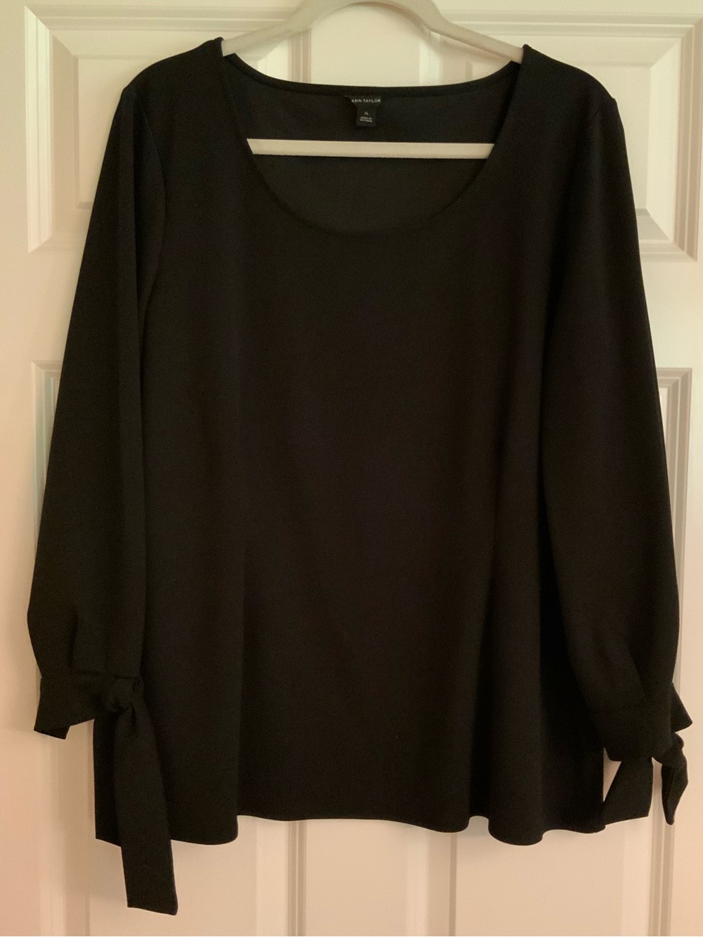 Ann Taylor Black Long Sleeve Tie Cuff Blouse Top XL